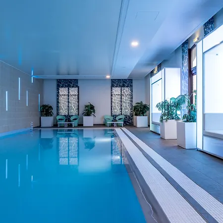 Crowne Plaza Paris Marne-la-vallee By Ihg Hotel 4*