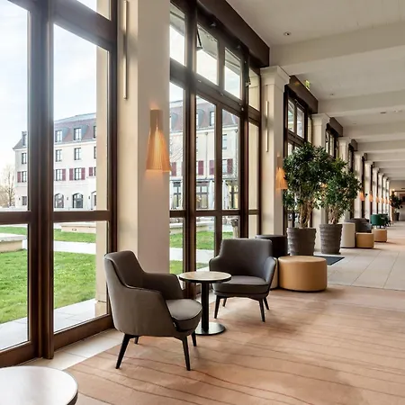 ホテル Paris Marne-la-vallee By Ihg