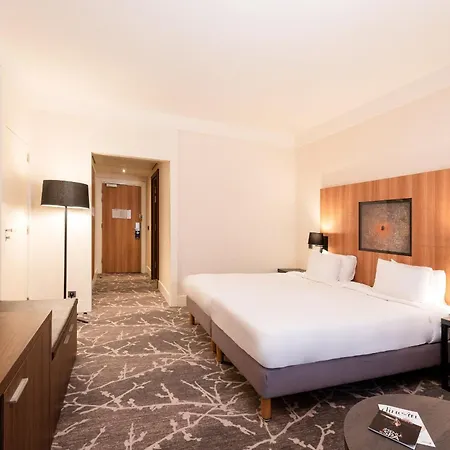 Crowne Plaza Paris Marne-la-vallee 호텔
