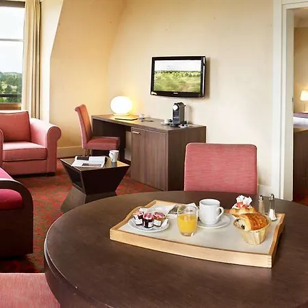 Crowne Plaza Paris Marne-la-vallee 4*