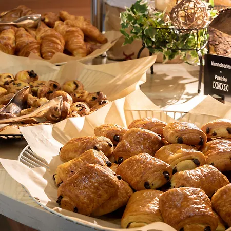 Radisson Blu Paris, Marne-la-vallee Hotell 4*